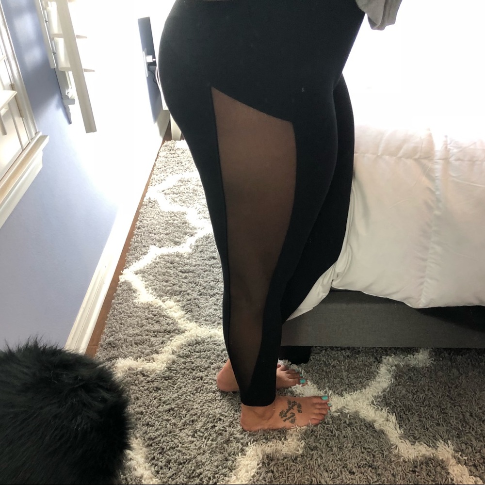 EUC  Express high waisted leggings
